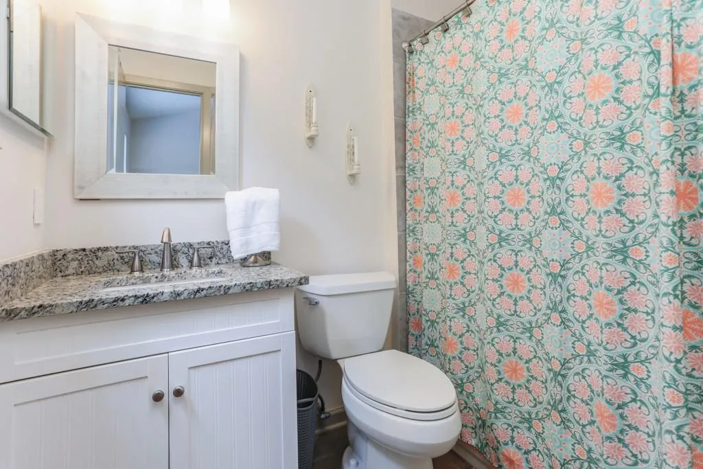 2304 Queen Anne Court, Sandy Springs, Georgia 30350, 2 Bedrooms Bedrooms, ,2 BathroomsBathrooms,Residential,Sold,2304 Queen Anne Court,6572976