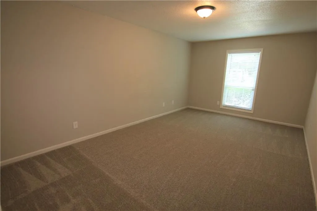 6851 Roswell Road Ne Unit F2, Atlanta, Georgia 30328, 2 Bedrooms Bedrooms, ,2 BathroomsBathrooms,Residential,Sold,6851 Roswell Road Ne Unit F2,5879922