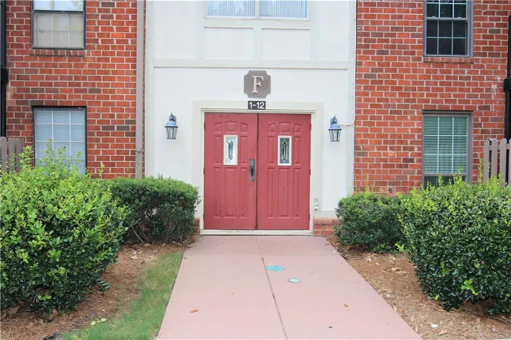 6851 Roswell Road Ne Unit F2, Atlanta, Georgia 30328, 2 Bedrooms Bedrooms, ,2 BathroomsBathrooms,Residential,Sold,6851 Roswell Road Ne Unit F2,5879922