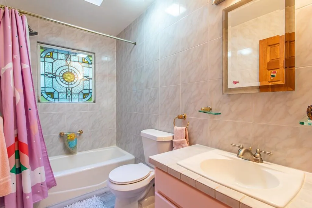 5515 Whitner Drive, Sandy Springs, Georgia 30327, 4 Bedrooms Bedrooms, ,3 BathroomsBathrooms,Residential,Sold,5515 Whitner Drive,7097944