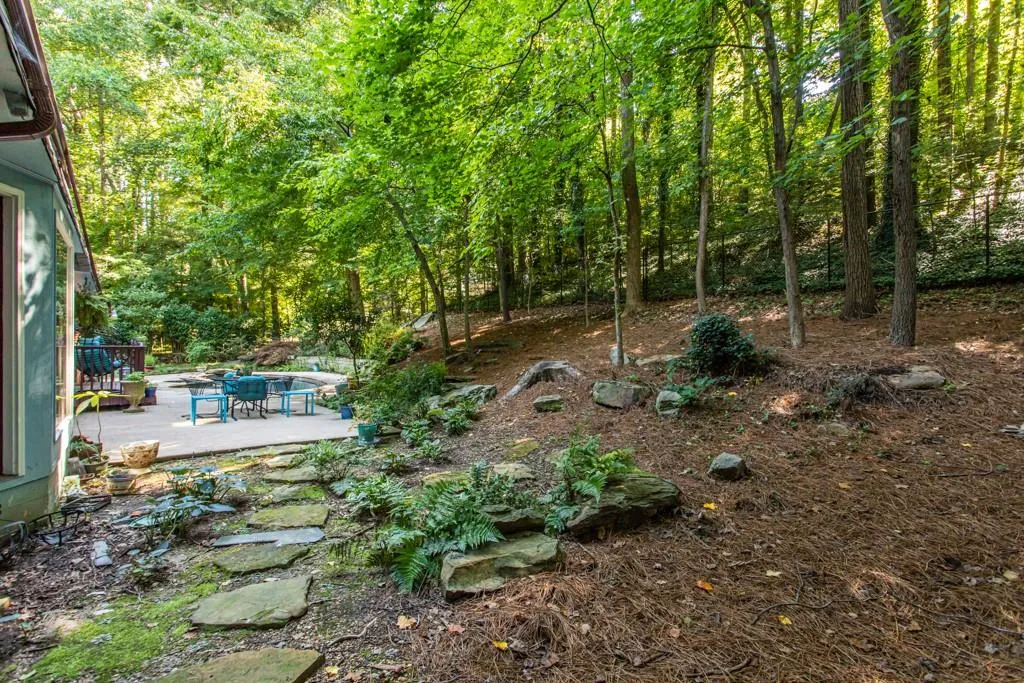 5515 Whitner Drive, Sandy Springs, Georgia 30327, 4 Bedrooms Bedrooms, ,3 BathroomsBathrooms,Residential,Sold,5515 Whitner Drive,7097944