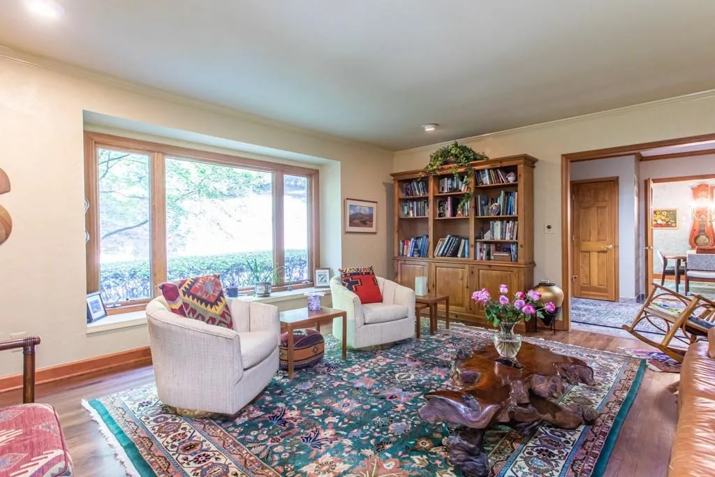 5515 Whitner Drive, Sandy Springs, Georgia 30327, 4 Bedrooms Bedrooms, ,3 BathroomsBathrooms,Residential,Sold,5515 Whitner Drive,7097944