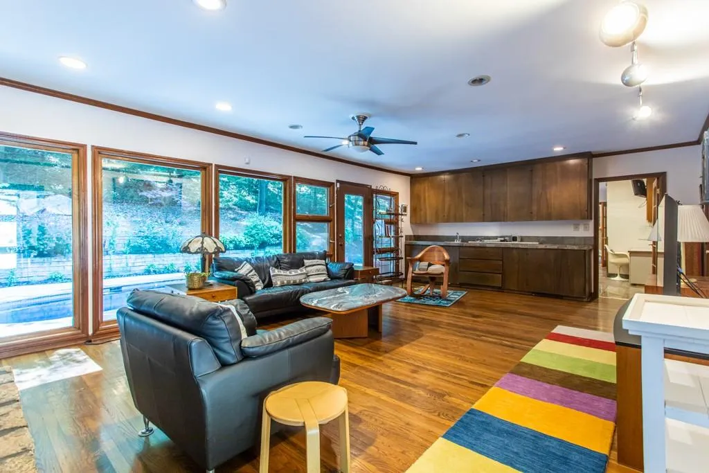 5515 Whitner Drive, Sandy Springs, Georgia 30327, 4 Bedrooms Bedrooms, ,3 BathroomsBathrooms,Residential,Sold,5515 Whitner Drive,7097944