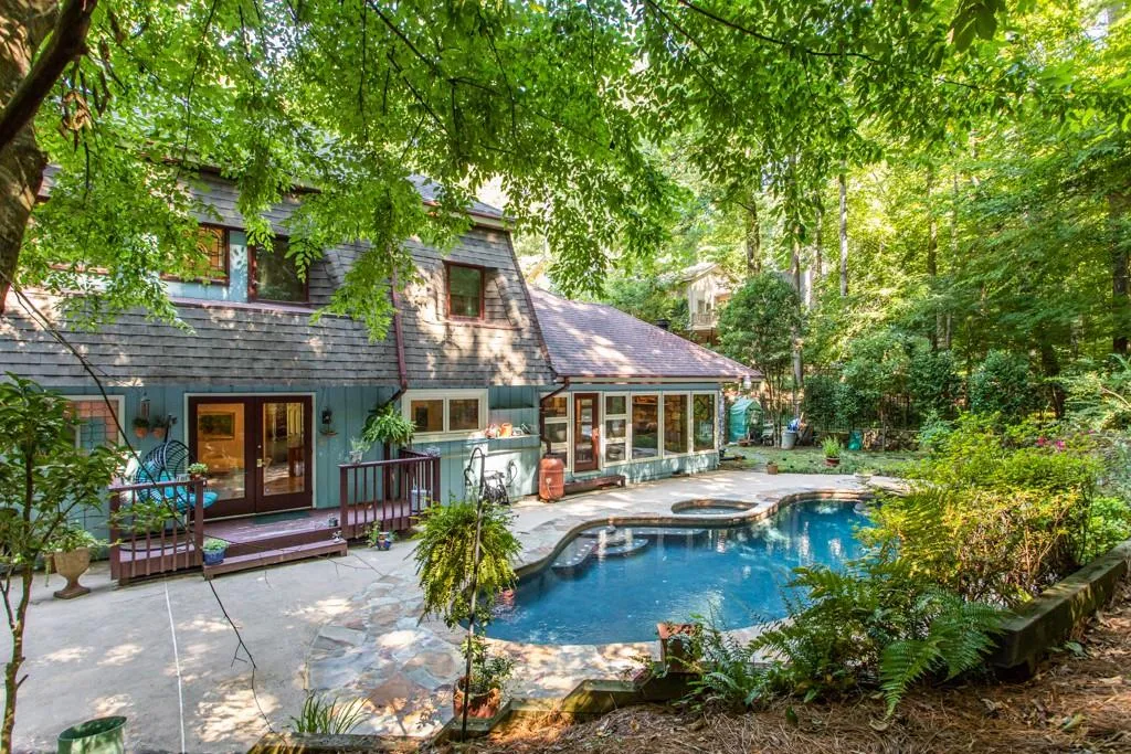 5515 Whitner Drive, Sandy Springs, Georgia 30327, 4 Bedrooms Bedrooms, ,3 BathroomsBathrooms,Residential,Sold,5515 Whitner Drive,7097944