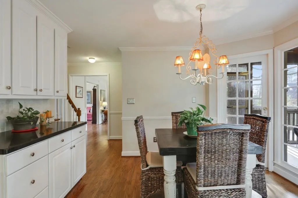 5135 Baroque Circle, Atlanta, Georgia 30342, 5 Bedrooms Bedrooms, ,3 BathroomsBathrooms,Residential,Sold,5135 Baroque Circle,6715953
