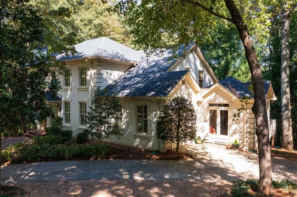 31 Burdette Road, Sandy Springs, Georgia 30327, 6 Bedrooms Bedrooms, ,4 BathroomsBathrooms,Residential,Sold,31 Burdette Road,6986478