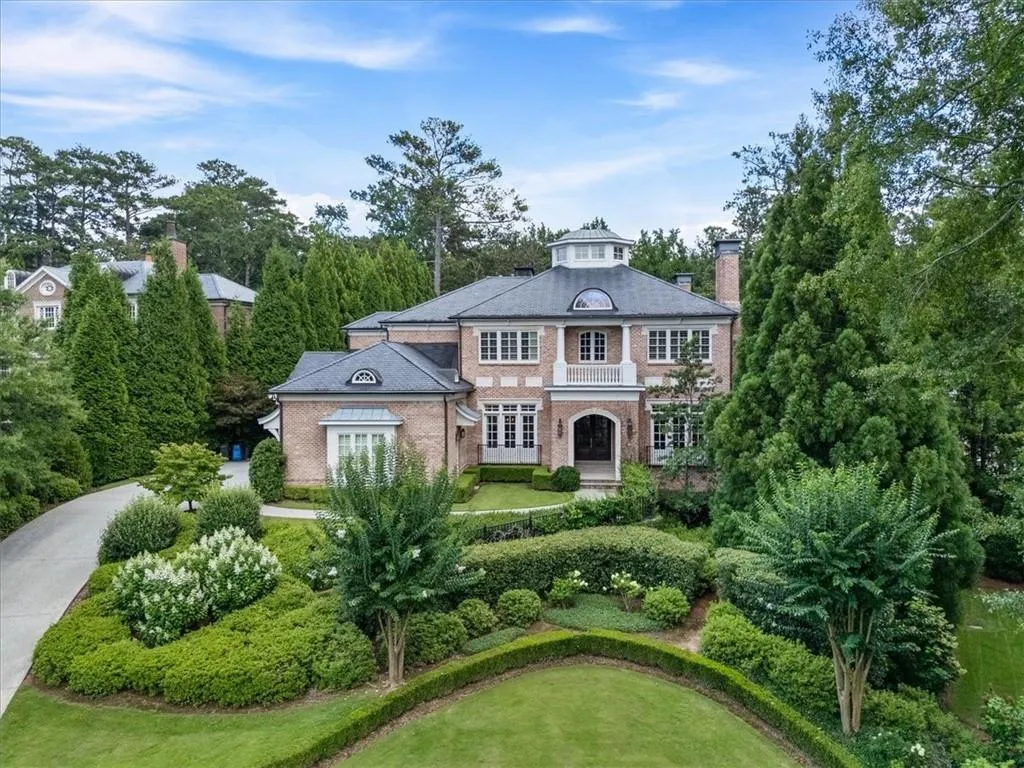 3225 W Paces Park Court Nw, Atlanta, Georgia 30327, 6 Bedrooms Bedrooms, 0 ,6 BathroomsBathrooms,Residential,For Sale,3225 W Paces Park Court Nw,7813185