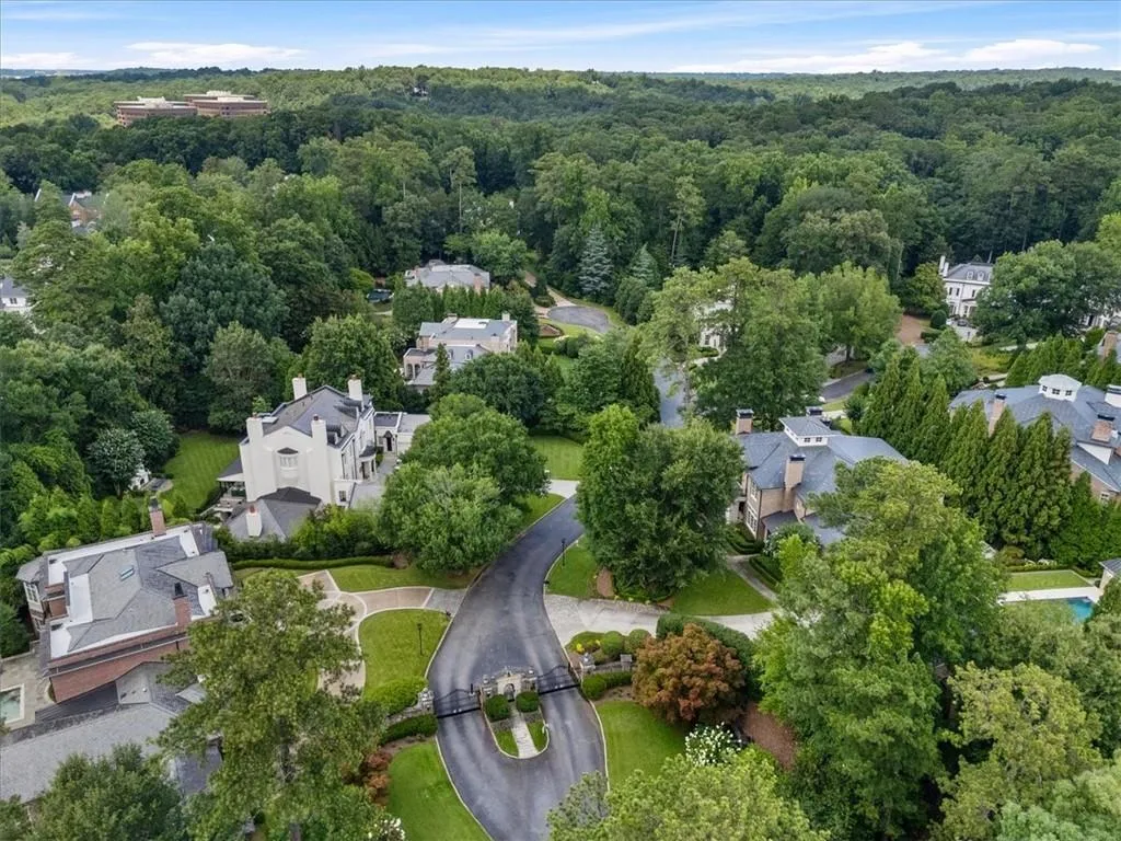 3225 W Paces Park Court Nw, Atlanta, Georgia 30327, 6 Bedrooms Bedrooms, 0 ,6 BathroomsBathrooms,Residential,For Sale,3225 W Paces Park Court Nw,7813185