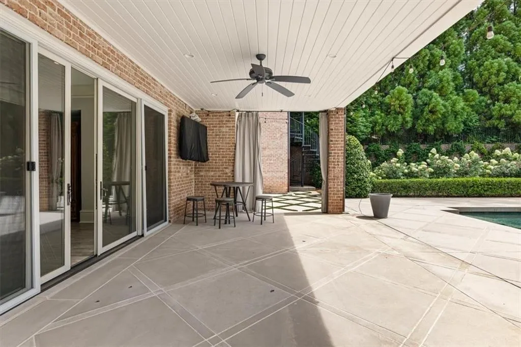 3225 W Paces Park Court Nw, Atlanta, Georgia 30327, 6 Bedrooms Bedrooms, 0 ,6 BathroomsBathrooms,Residential,For Sale,3225 W Paces Park Court Nw,7813185