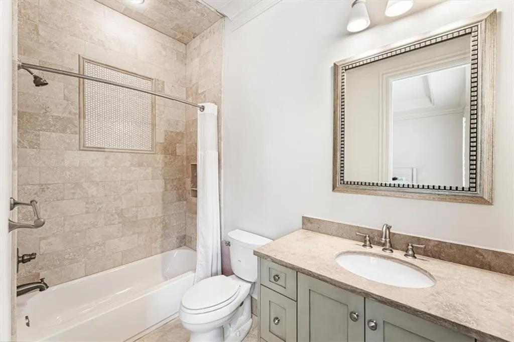 3225 W Paces Park Court Nw, Atlanta, Georgia 30327, 6 Bedrooms Bedrooms, 0 ,6 BathroomsBathrooms,Residential,For Sale,3225 W Paces Park Court Nw,7813185
