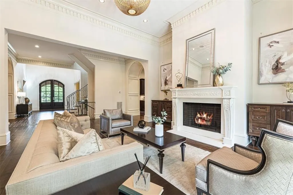 3225 W Paces Park Court Nw, Atlanta, Georgia 30327, 6 Bedrooms Bedrooms, 0 ,6 BathroomsBathrooms,Residential,For Sale,3225 W Paces Park Court Nw,7813185