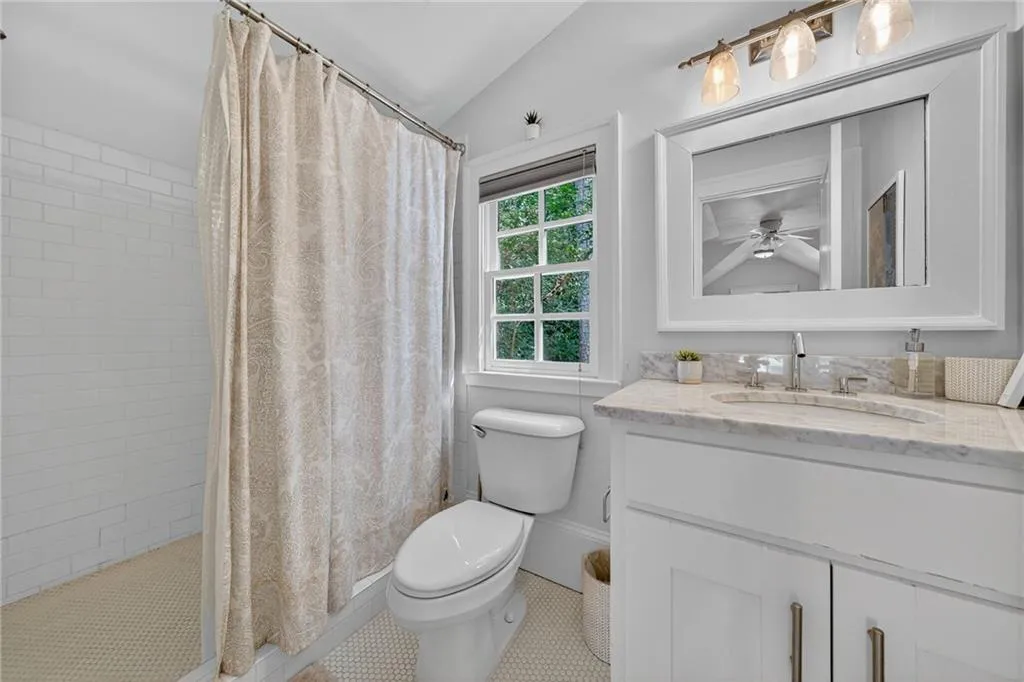 1575 Aragon Way Ne, Atlanta, Georgia 30319, 5 Bedrooms Bedrooms, ,5 BathroomsBathrooms,Residential,For Sale,1575 Aragon Way Ne,7642277