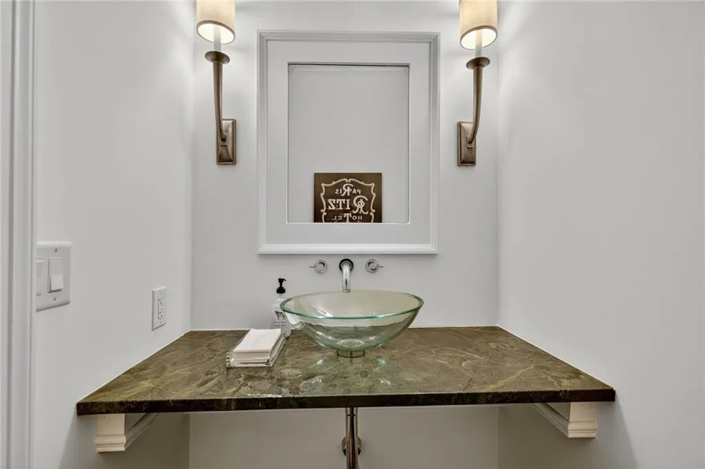 1575 Aragon Way Ne, Atlanta, Georgia 30319, 5 Bedrooms Bedrooms, ,5 BathroomsBathrooms,Residential,For Sale,1575 Aragon Way Ne,7642277