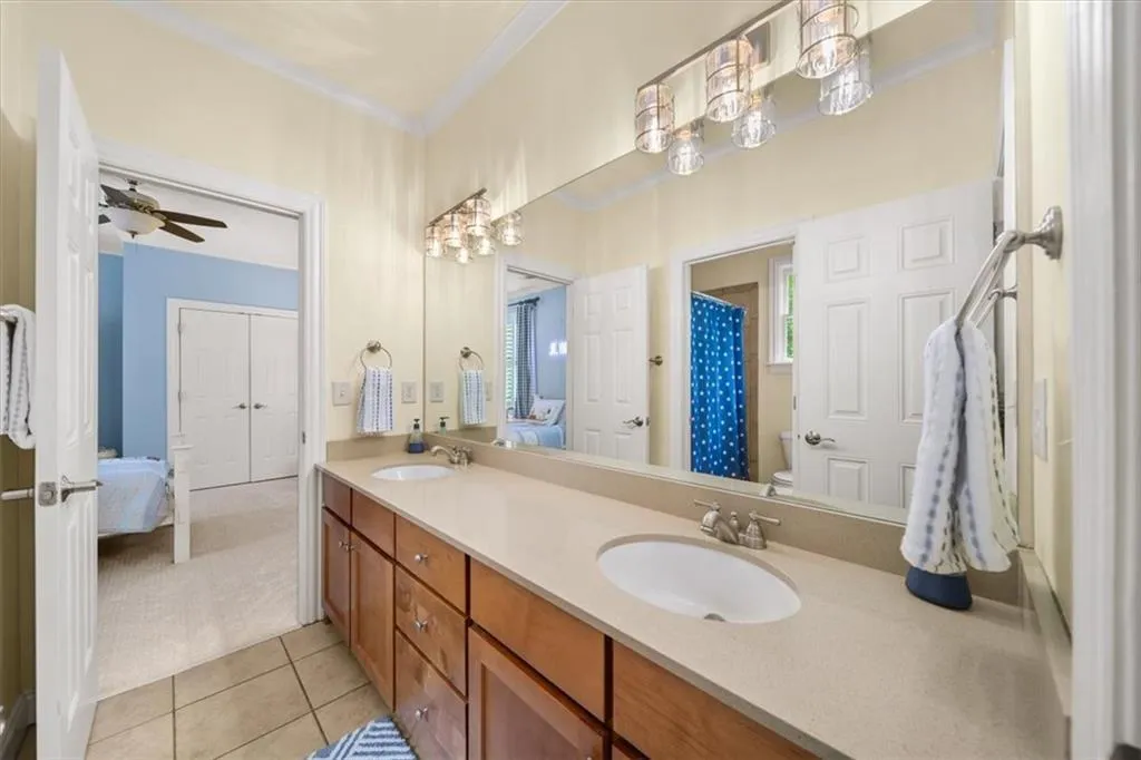 Jack-and-Jill bath between Bedrooms 3 and 4