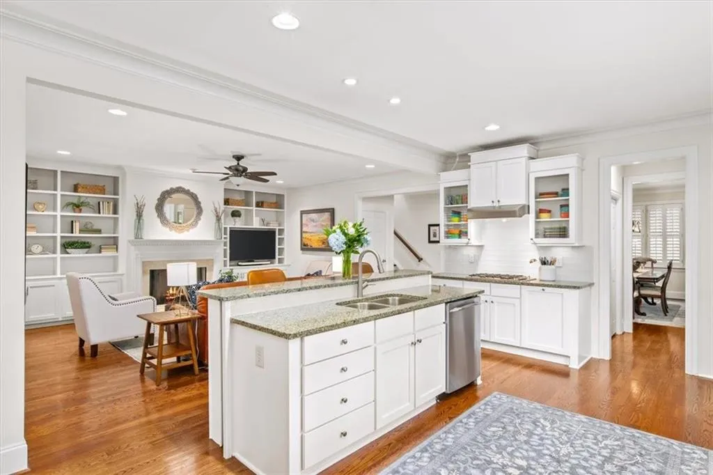 66 Mobile Avenue Ne, Atlanta, Georgia 30305, 4 Bedrooms Bedrooms, ,4 BathroomsBathrooms,Residential,For Sale,66 Mobile Avenue Ne,7577826