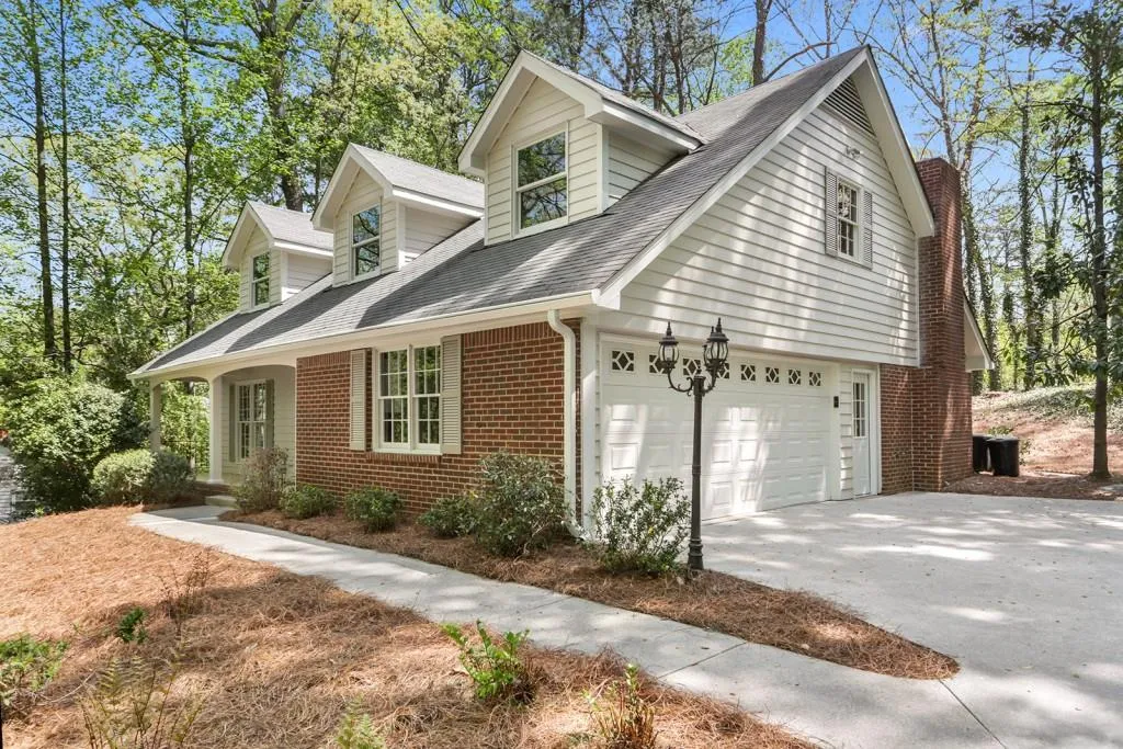 6765 Brandon Mill Road Nw, Sandy Springs, Georgia 30328, 4 Bedrooms Bedrooms, ,2 BathroomsBathrooms,Residential,Sold,6765 Brandon Mill Road Nw,6707919