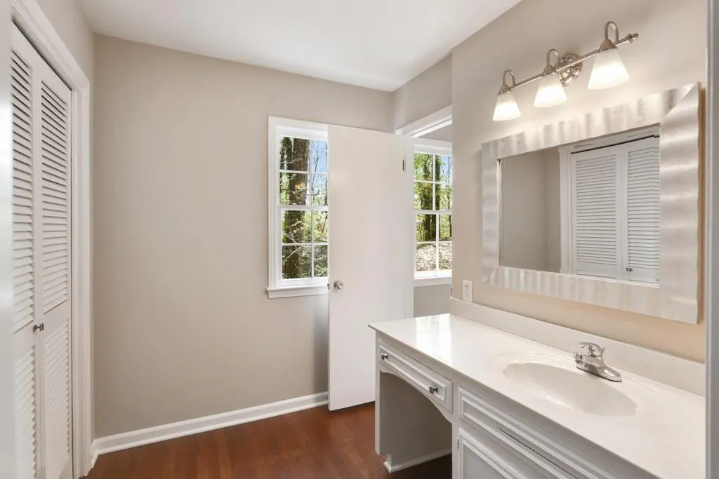 6765 Brandon Mill Road Nw, Sandy Springs, Georgia 30328, 4 Bedrooms Bedrooms, ,2 BathroomsBathrooms,Residential,Sold,6765 Brandon Mill Road Nw,6707919