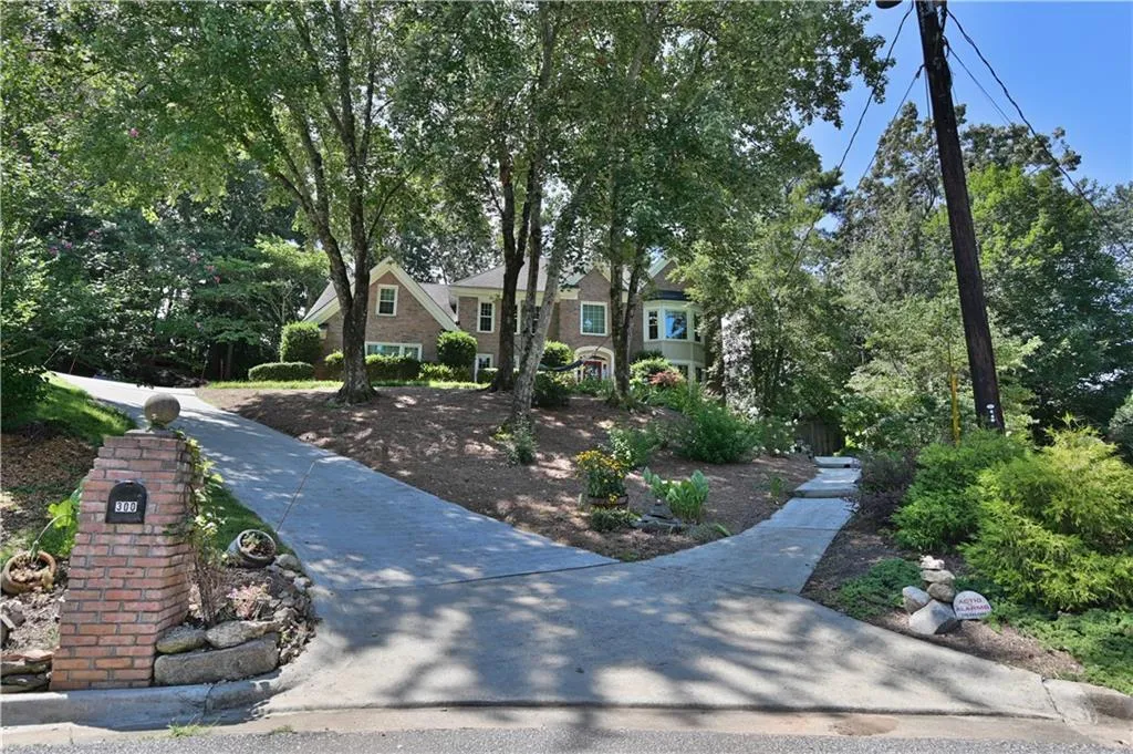 300 Spindle Court, Sandy Springs, Georgia 30350, 4 Bedrooms Bedrooms, ,3 BathroomsBathrooms,Residential,Sold,300 Spindle Court,6765808 300 Spindle Court, Sandy Springs, Georgia 30350, 4 Bedrooms Bedrooms, ,3 BathroomsBathrooms,Residential,Sold,300 Spindle Court,6765808