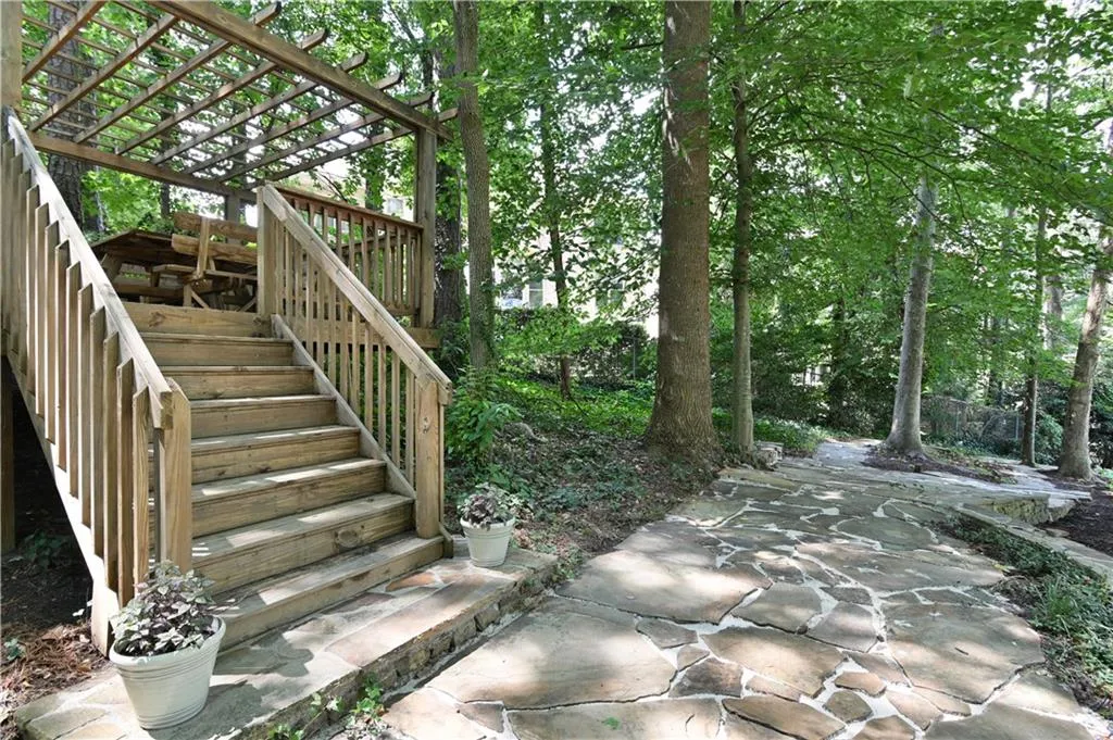 300 Spindle Court, Sandy Springs, Georgia 30350, 4 Bedrooms Bedrooms, ,3 BathroomsBathrooms,Residential,Sold,300 Spindle Court,6765808 300 Spindle Court, Sandy Springs, Georgia 30350, 4 Bedrooms Bedrooms, ,3 BathroomsBathrooms,Residential,Sold,300 Spindle Court,6765808