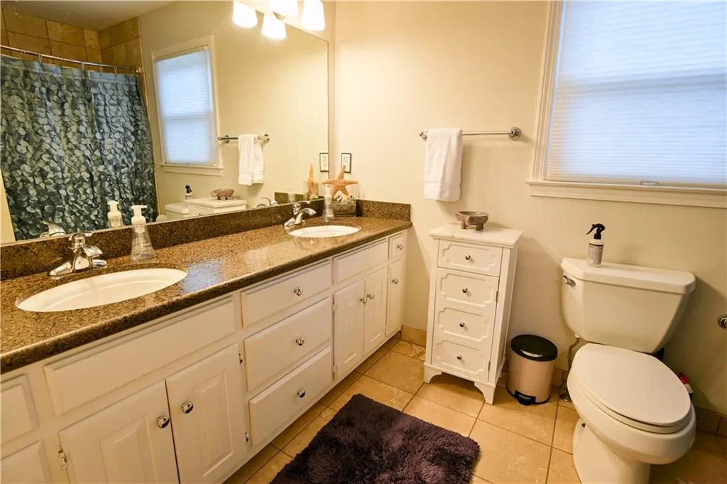 300 Spindle Court, Sandy Springs, Georgia 30350, 4 Bedrooms Bedrooms, ,3 BathroomsBathrooms,Residential,Sold,300 Spindle Court,6765808 300 Spindle Court, Sandy Springs, Georgia 30350, 4 Bedrooms Bedrooms, ,3 BathroomsBathrooms,Residential,Sold,300 Spindle Court,6765808