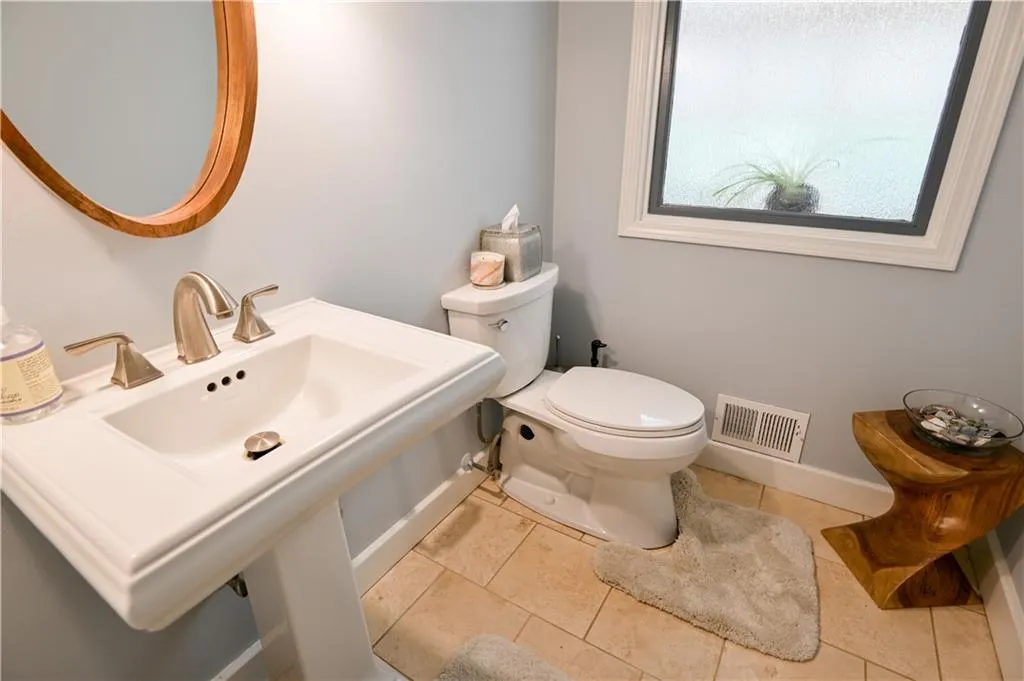 300 Spindle Court, Sandy Springs, Georgia 30350, 4 Bedrooms Bedrooms, ,3 BathroomsBathrooms,Residential,Sold,300 Spindle Court,6765808 300 Spindle Court, Sandy Springs, Georgia 30350, 4 Bedrooms Bedrooms, ,3 BathroomsBathrooms,Residential,Sold,300 Spindle Court,6765808