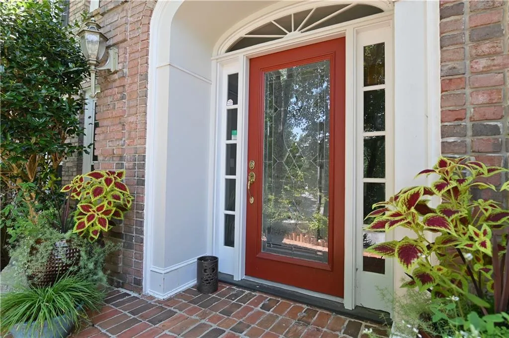 300 Spindle Court, Sandy Springs, Georgia 30350, 4 Bedrooms Bedrooms, ,3 BathroomsBathrooms,Residential,Sold,300 Spindle Court,6765808 300 Spindle Court, Sandy Springs, Georgia 30350, 4 Bedrooms Bedrooms, ,3 BathroomsBathrooms,Residential,Sold,300 Spindle Court,6765808