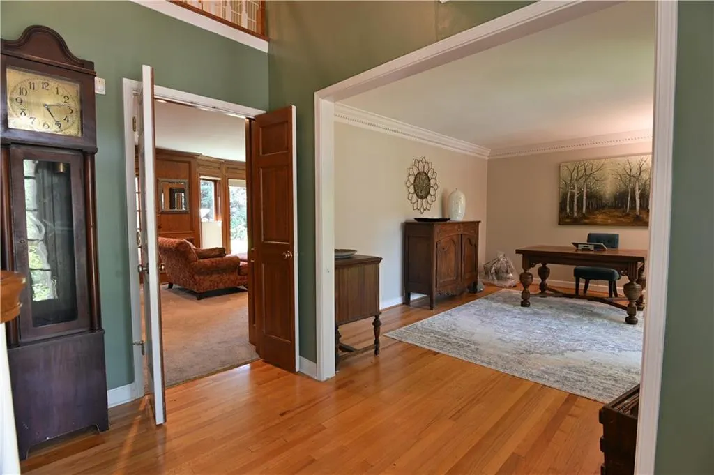 300 Spindle Court, Sandy Springs, Georgia 30350, 4 Bedrooms Bedrooms, ,3 BathroomsBathrooms,Residential,Sold,300 Spindle Court,6765808 300 Spindle Court, Sandy Springs, Georgia 30350, 4 Bedrooms Bedrooms, ,3 BathroomsBathrooms,Residential,Sold,300 Spindle Court,6765808