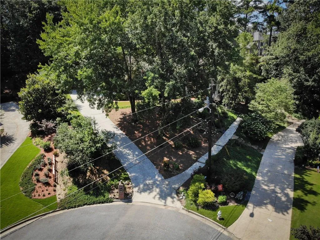 300 Spindle Court, Sandy Springs, Georgia 30350, 4 Bedrooms Bedrooms, ,3 BathroomsBathrooms,Residential,Sold,300 Spindle Court,6765808 300 Spindle Court, Sandy Springs, Georgia 30350, 4 Bedrooms Bedrooms, ,3 BathroomsBathrooms,Residential,Sold,300 Spindle Court,6765808