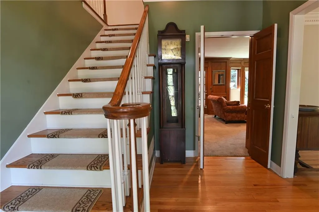 300 Spindle Court, Sandy Springs, Georgia 30350, 4 Bedrooms Bedrooms, ,3 BathroomsBathrooms,Residential,Sold,300 Spindle Court,6765808 300 Spindle Court, Sandy Springs, Georgia 30350, 4 Bedrooms Bedrooms, ,3 BathroomsBathrooms,Residential,Sold,300 Spindle Court,6765808