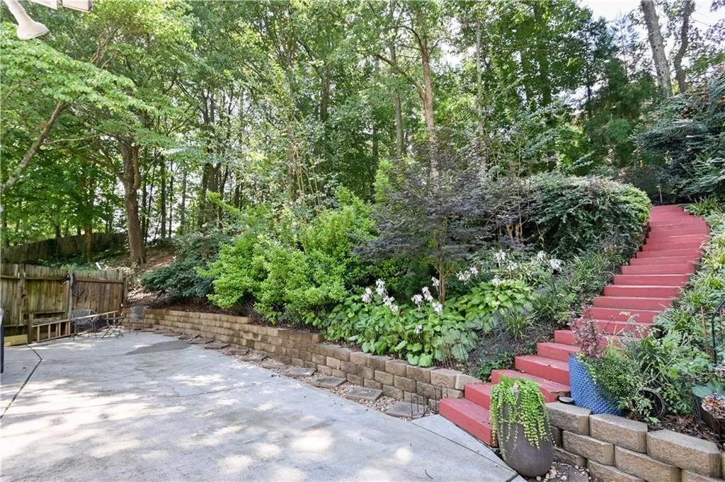 300 Spindle Court, Sandy Springs, Georgia 30350, 4 Bedrooms Bedrooms, ,3 BathroomsBathrooms,Residential,Sold,300 Spindle Court,6765808 300 Spindle Court, Sandy Springs, Georgia 30350, 4 Bedrooms Bedrooms, ,3 BathroomsBathrooms,Residential,Sold,300 Spindle Court,6765808