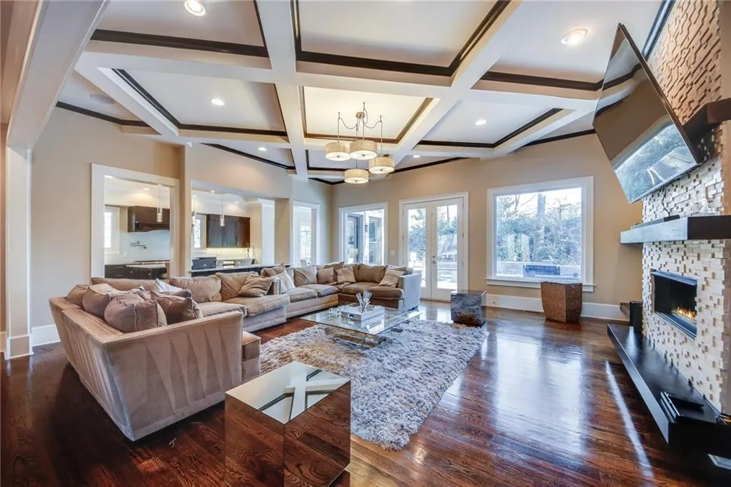 1225 Spalding Drive, Sandy Springs, Georgia 30350, 7 Bedrooms Bedrooms, ,7 BathroomsBathrooms,Residential,Sold,1225 Spalding Drive,7163227