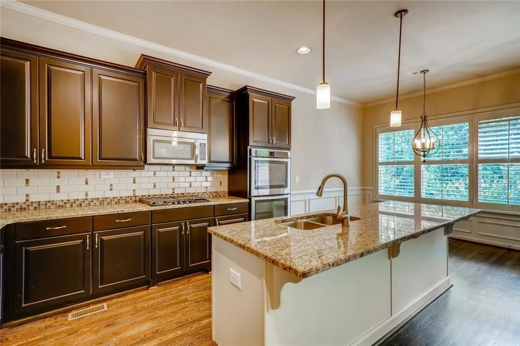 994 Bergeron Place, Atlanta, Georgia 30328, 4 Bedrooms Bedrooms, ,3 BathroomsBathrooms,Residential,Sold,994 Bergeron Place,6909725