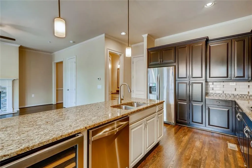 994 Bergeron Place, Atlanta, Georgia 30328, 4 Bedrooms Bedrooms, ,3 BathroomsBathrooms,Residential,Sold,994 Bergeron Place,6909725