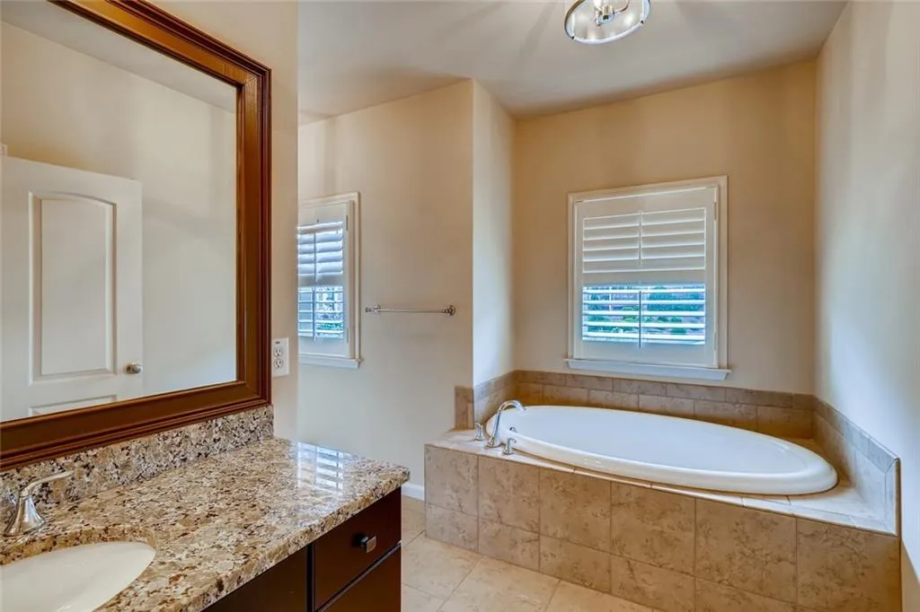 994 Bergeron Place, Atlanta, Georgia 30328, 4 Bedrooms Bedrooms, ,3 BathroomsBathrooms,Residential,Sold,994 Bergeron Place,6909725