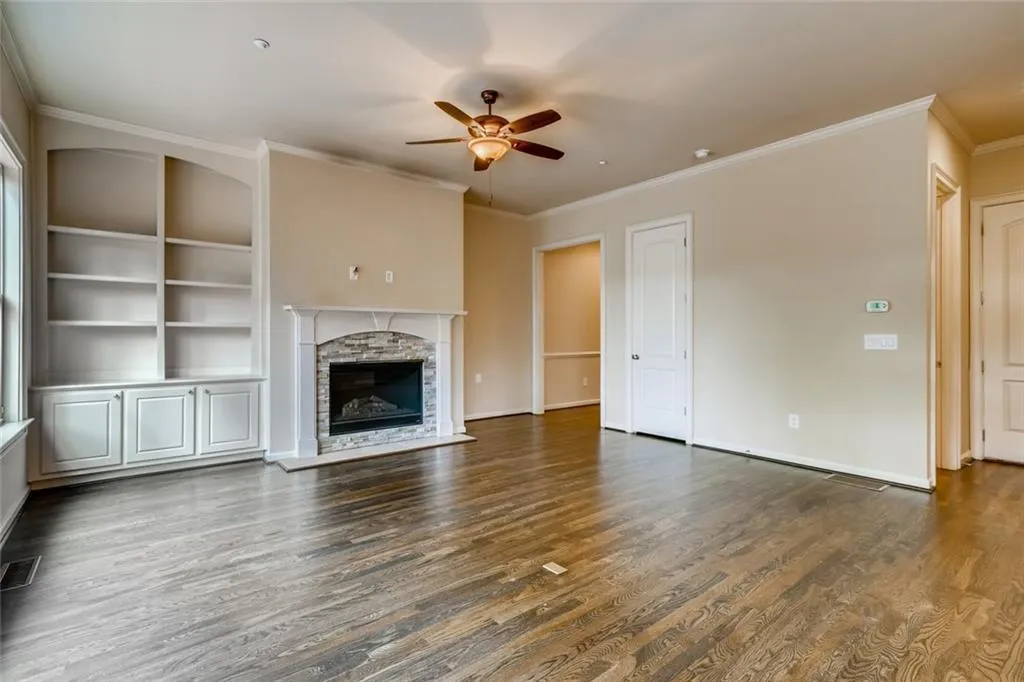 994 Bergeron Place, Atlanta, Georgia 30328, 4 Bedrooms Bedrooms, ,3 BathroomsBathrooms,Residential,Sold,994 Bergeron Place,6909725