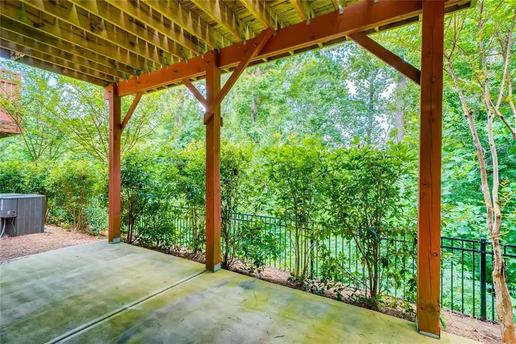 994 Bergeron Place, Atlanta, Georgia 30328, 4 Bedrooms Bedrooms, ,3 BathroomsBathrooms,Residential,Sold,994 Bergeron Place,6909725