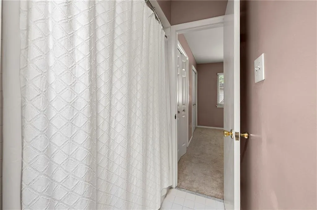 346 Carpenter Drive Unit 85, Atlanta, Georgia 30328, 2 Bedrooms Bedrooms, ,1 BathroomBathrooms,Residential,For Sale,346 Carpenter Drive Unit 85,7624295