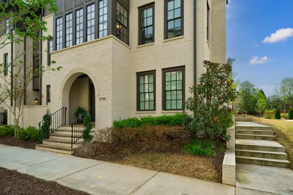 6596 Aria Village Drive, Sandy Springs, Georgia 30328, 3 Bedrooms Bedrooms, ,3 BathroomsBathrooms,Residential,Sold,6596 Aria Village Drive,7242266
