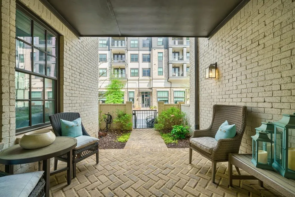 6596 Aria Village Drive, Sandy Springs, Georgia 30328, 3 Bedrooms Bedrooms, ,3 BathroomsBathrooms,Residential,Sold,6596 Aria Village Drive,7242266