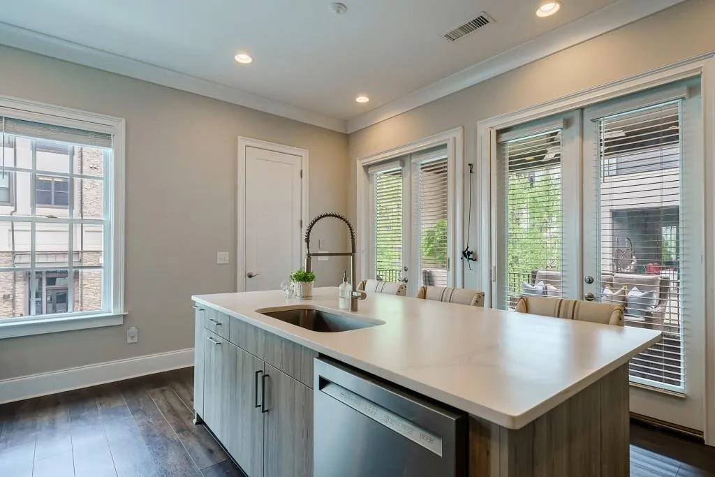 6596 Aria Village Drive, Sandy Springs, Georgia 30328, 3 Bedrooms Bedrooms, ,3 BathroomsBathrooms,Residential,Sold,6596 Aria Village Drive,7242266