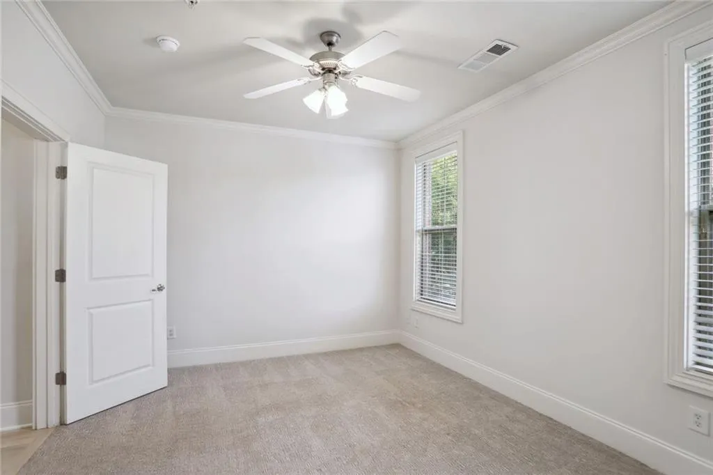 218 Le Gran View, Atlanta, Georgia 30328, 2 Bedrooms Bedrooms, ,2 BathroomsBathrooms,Residential,Sold,218 Le Gran View,7395664