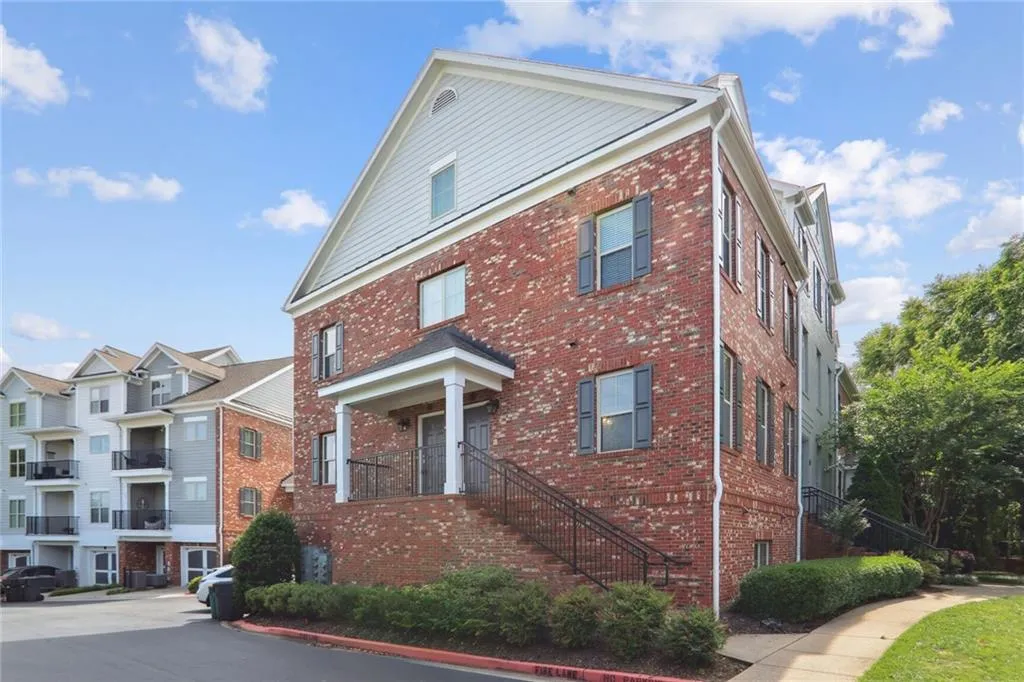 218 Le Gran View, Atlanta, Georgia 30328, 2 Bedrooms Bedrooms, ,2 BathroomsBathrooms,Residential,Sold,218 Le Gran View,7395664