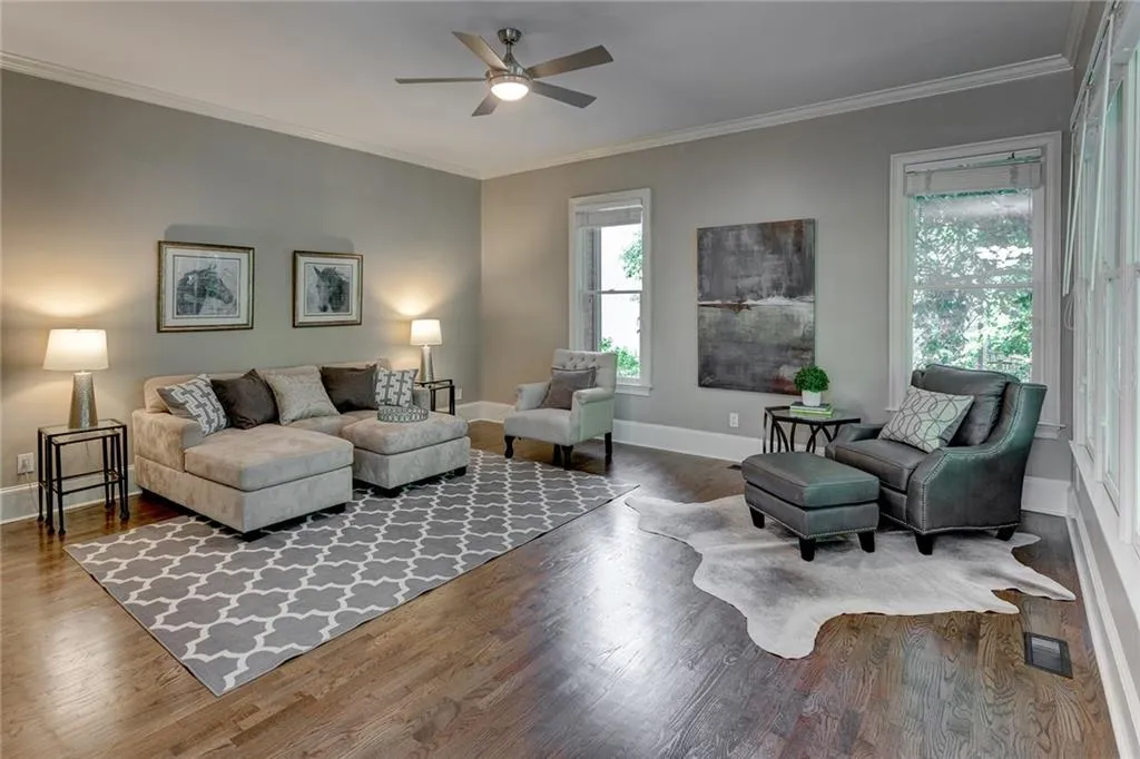 790 Lake Summit Drive, Atlanta, Georgia 30342, 5 Bedrooms Bedrooms, ,4 BathroomsBathrooms,Residential,Sold,790 Lake Summit Drive,6789864