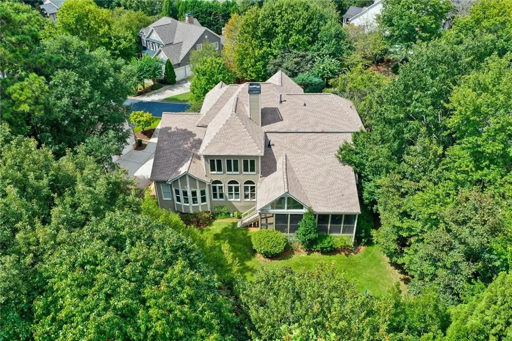 790 Lake Summit Drive, Atlanta, Georgia 30342, 5 Bedrooms Bedrooms, ,4 BathroomsBathrooms,Residential,Sold,790 Lake Summit Drive,6789864