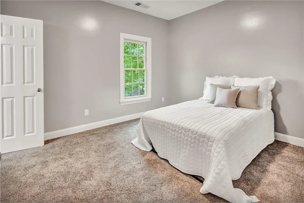 790 Lake Summit Drive, Atlanta, Georgia 30342, 5 Bedrooms Bedrooms, ,4 BathroomsBathrooms,Residential,Sold,790 Lake Summit Drive,6789864