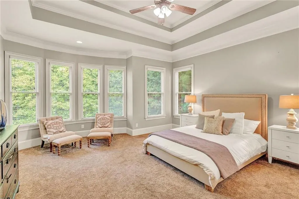 790 Lake Summit Drive, Atlanta, Georgia 30342, 5 Bedrooms Bedrooms, ,4 BathroomsBathrooms,Residential,Sold,790 Lake Summit Drive,6789864