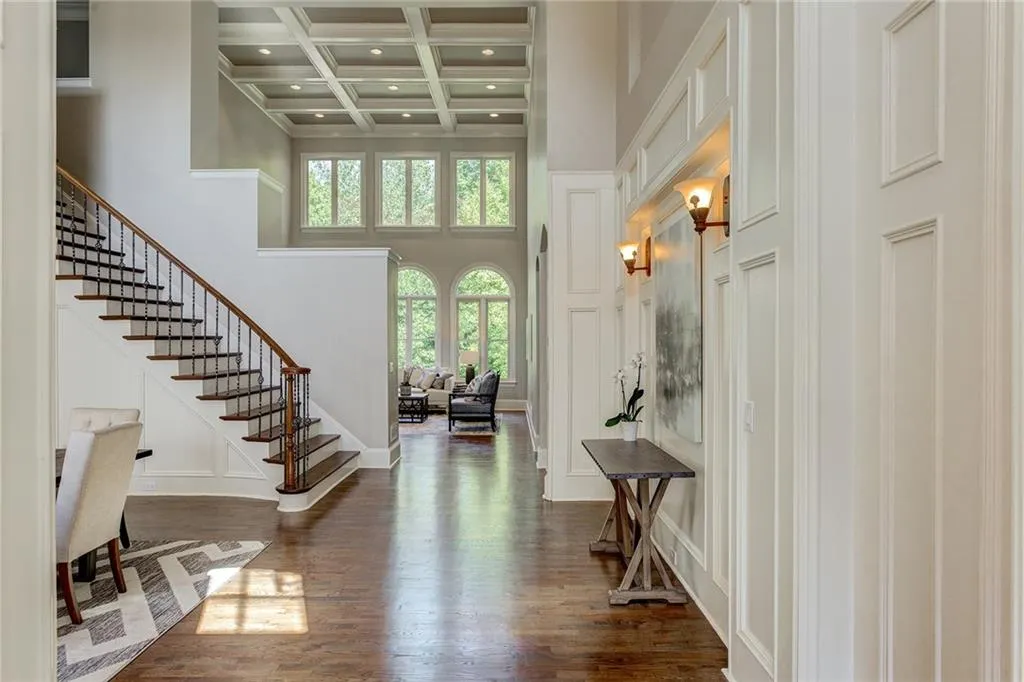 790 Lake Summit Drive, Atlanta, Georgia 30342, 5 Bedrooms Bedrooms, ,4 BathroomsBathrooms,Residential,Sold,790 Lake Summit Drive,6789864
