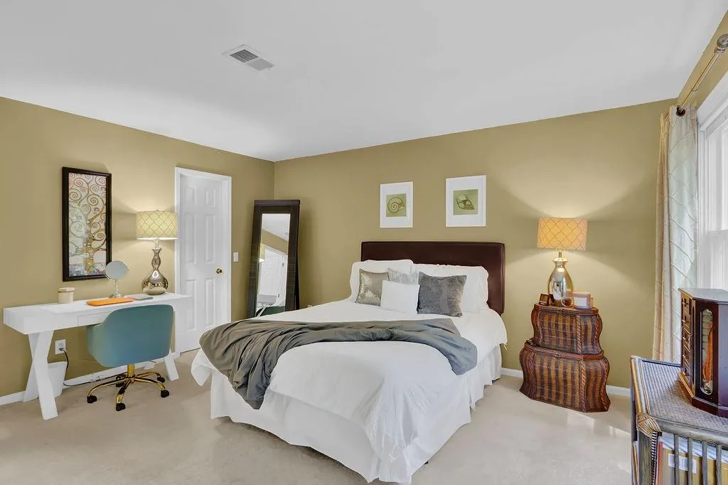 810 Abingdon Way, Sandy Springs, Georgia 30328, 1 Bedroom Bedrooms, ,1 BathroomBathrooms,Residential,Sold,810 Abingdon Way,7219313