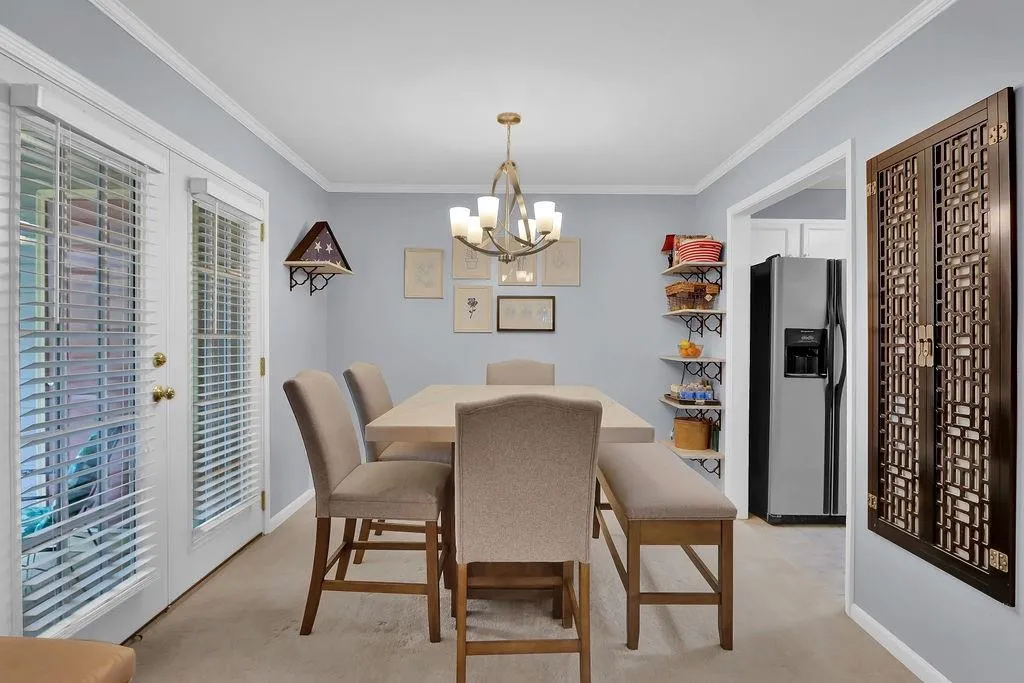 810 Abingdon Way, Sandy Springs, Georgia 30328, 1 Bedroom Bedrooms, ,1 BathroomBathrooms,Residential,Sold,810 Abingdon Way,7219313
