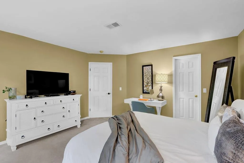 810 Abingdon Way, Sandy Springs, Georgia 30328, 1 Bedroom Bedrooms, ,1 BathroomBathrooms,Residential,Sold,810 Abingdon Way,7219313